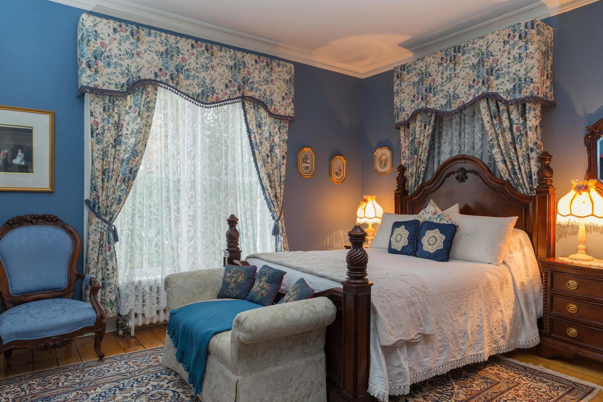 Fitzroy Hall Charlottetown Ngoại thất bức ảnh