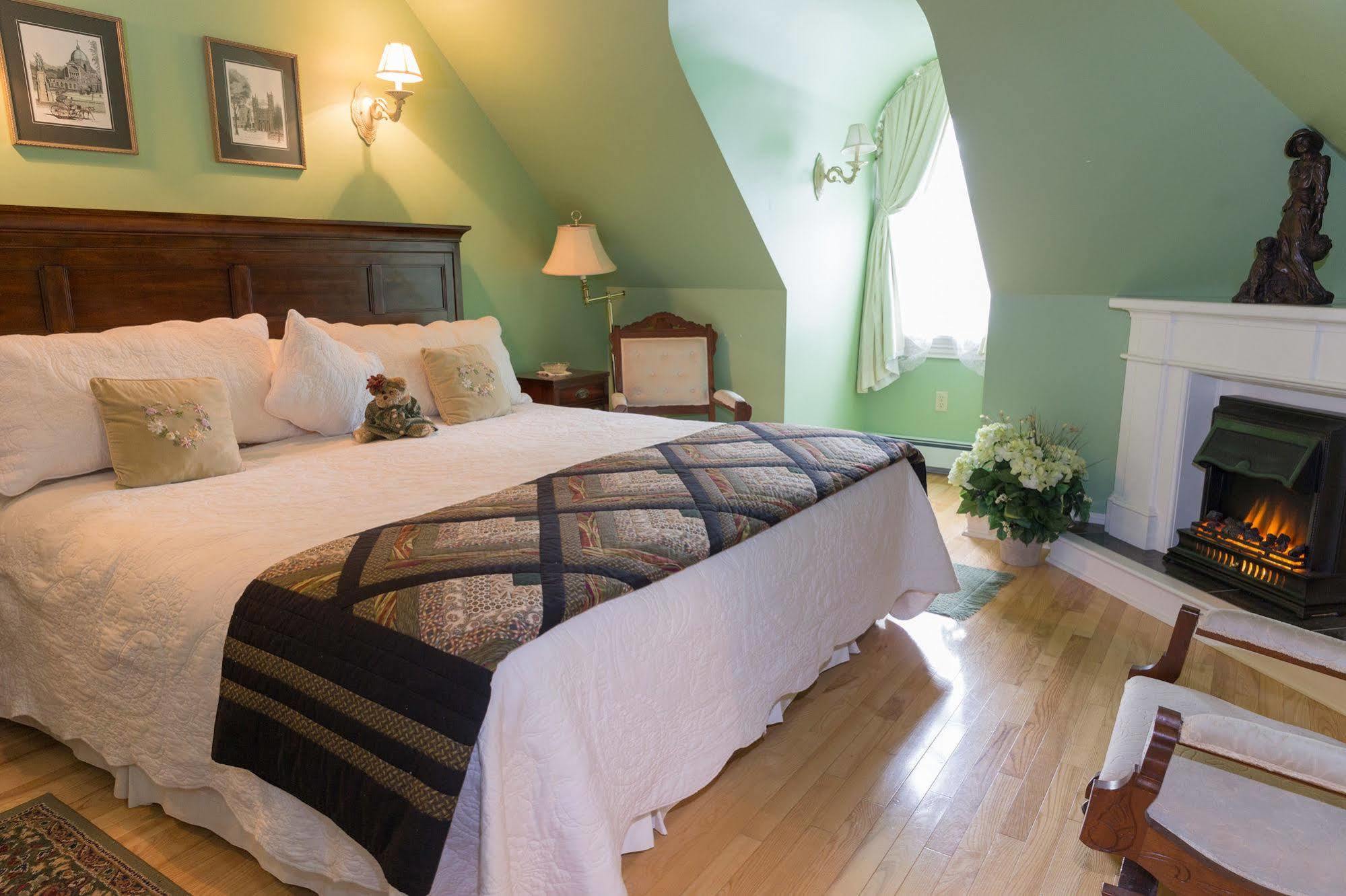 Fitzroy Hall Charlottetown Ngoại thất bức ảnh