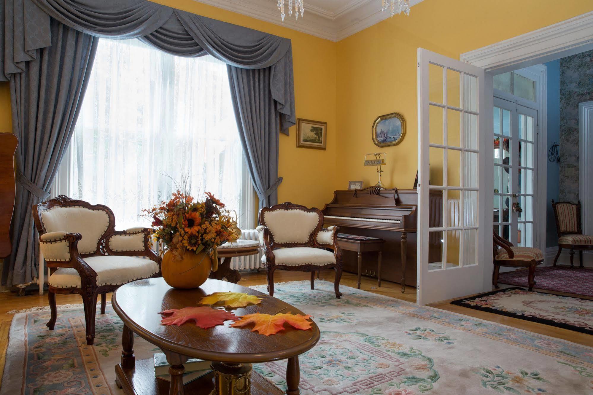 Fitzroy Hall Charlottetown Ngoại thất bức ảnh
